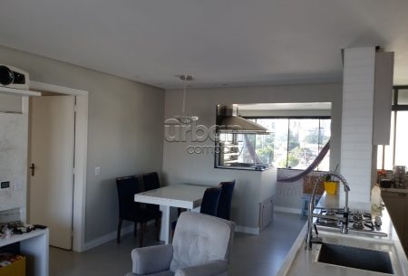 Apartamento com 105m², 3 quartos, 1 suíte, 1 vaga, no bairro Rio Branco em Porto Alegre