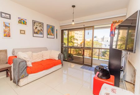 Apartamento com 75m², 2 quartos, 1 suíte, 2 vagas, no bairro Petrópolis em Porto Alegre