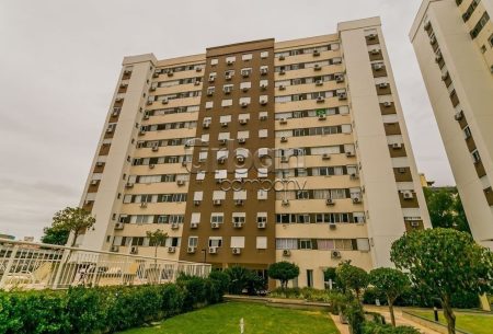 Apartamento com 57m², 2 quartos, 1 vaga, no bairro Passo da Areia em Porto Alegre