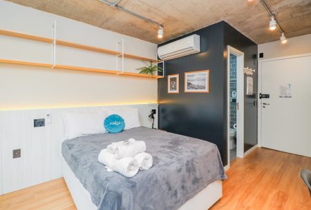 Loft com 19m², 1 quarto, no bairro Santa Cecília em Porto Alegre