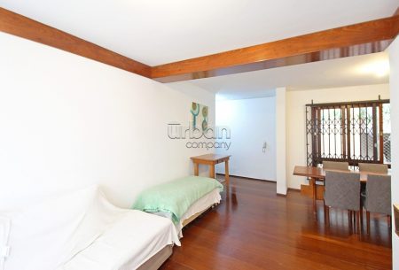 Apartamento com 110m², 3 quartos, 1 suíte, 1 vaga, no bairro Mont Serrat em Porto Alegre