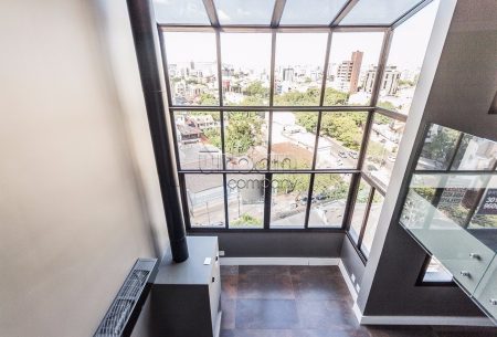 Apartamento Duplex com 67m², 1 quarto, 2 vagas, no bairro Moinhos de Vento em Porto Alegre