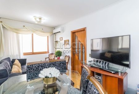 Apartamento com 70m², 2 quartos, 2 vagas, no bairro Auxiliadora em Porto Alegre