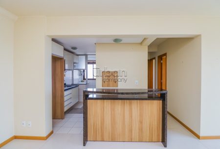 Apartamento com 77m², 3 quartos, 1 suíte, 2 vagas, no bairro Vila Jardim em Porto Alegre