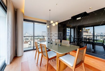 Apartamento com 114m², 2 quartos, 2 suítes, 2 vagas, no bairro Santana em Porto Alegre