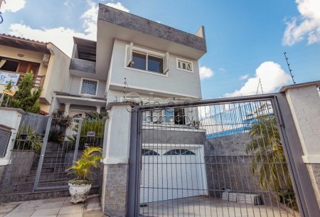 Casa com 267m², 3 quartos, 3 suítes, 4 vagas, no bairro Ecoville em Porto Alegre