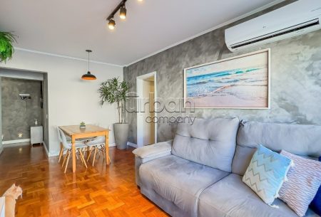 Apartamento com 99m², 3 quartos, 1 suíte, 2 vagas, no bairro Petrópolis em Porto Alegre