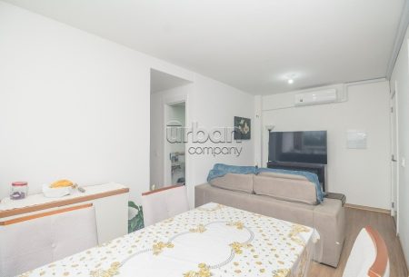 Apartamento com 67m², 3 quartos, 1 suíte, 1 vaga, no bairro Passo da Areia em Porto Alegre