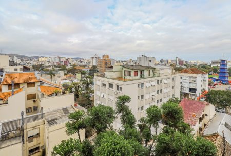 Loft com 20m², 1 quarto, no bairro Santa Cecília em Porto Alegre