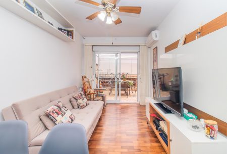 Apartamento Garden com 74m², 2 quartos, 1 suíte, no bairro Rio Branco em Porto Alegre