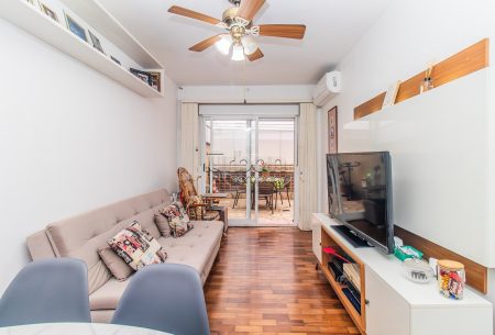 Apartamento Garden com 74m², 2 quartos, 1 suíte, no bairro Rio Branco em Porto Alegre