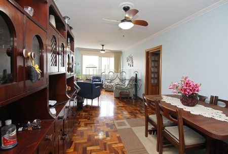 Apartamento com 98m², 3 quartos, 1 suíte, no bairro Passo da Areia em Porto Alegre