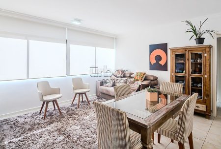 Apartamento com 65m², 2 quartos, 1 suíte, 1 vaga, no bairro Mont Serrat em Porto Alegre