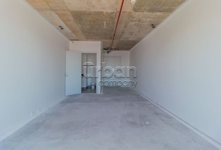 Sala com 34m², no bairro Praia de Belas em Porto Alegre