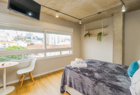 Apartamento com 27m², 1 quarto, no bairro Santa Cecília em Porto Alegre