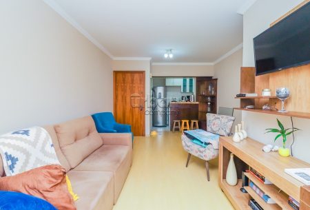 Apartamento com 72m², 3 quartos, 1 suíte, 1 vaga, no bairro Jardim do Salso em Porto Alegre