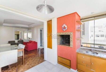 Apartamento com 78m², 2 quartos, 1 suíte, 1 vaga, no bairro Santa Cecília em Porto Alegre