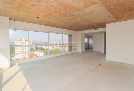 Apartamento com 130m², 3 quartos, 1 suíte, 2 vagas, no bairro Petrópolis em Porto Alegre