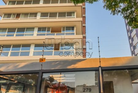 Apartamento com 130m², 3 quartos, 1 suíte, 2 vagas, no bairro Petrópolis em Porto Alegre