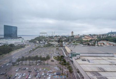 Sala com 42m², 1 vaga, no bairro Cristal em Porto Alegre