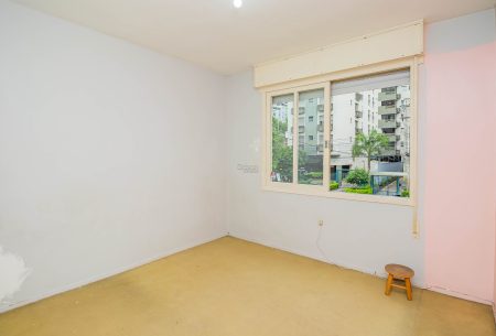 Apartamento com 84m², 2 quartos, 1 vaga, no bairro Petrópolis em Porto Alegre