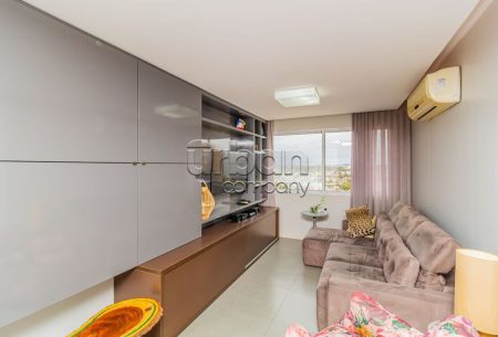 Apartamento com 68m², 3 quartos, 1 vaga, no bairro Vila Ipiranga em Porto Alegre