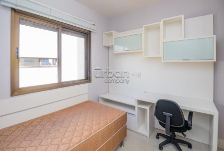 Apartamento com 83m², 2 quartos, 2 vagas, no bairro Floresta em Porto Alegre