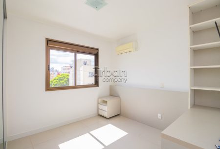 Apartamento com 83m², 2 quartos, 2 vagas, no bairro Floresta em Porto Alegre