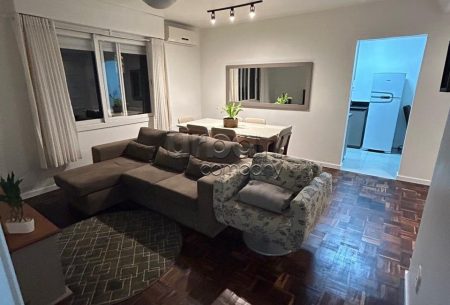 Apartamento com 897m², 2 quartos, 1 vaga, no bairro Rio Branco em Porto Alegre