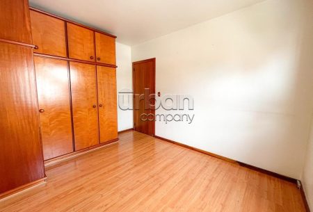 Apartamento com 59m², 2 quartos, 1 vaga, no bairro Vila Ipiranga em Porto Alegre