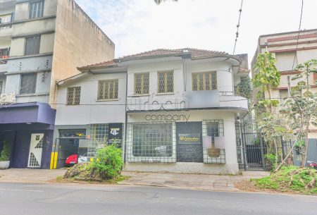 Casa comercial com 240m², 1 vaga, no bairro Moinhos de Vento em Porto Alegre