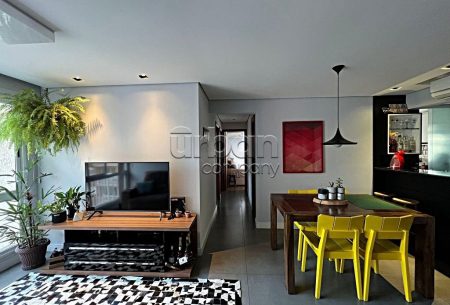 Apartamento com 75m², 3 quartos, 1 suíte, 2 vagas, no bairro Partenon em Porto Alegre