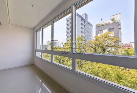 Cobertura com 243m², 3 quartos, 1 suíte, 2 vagas, no bairro Higienópolis em Porto Alegre