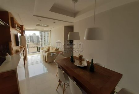 Apartamento com 62m², 2 quartos, 1 suíte, 1 vaga, no bairro Passo da Areia em Porto Alegre