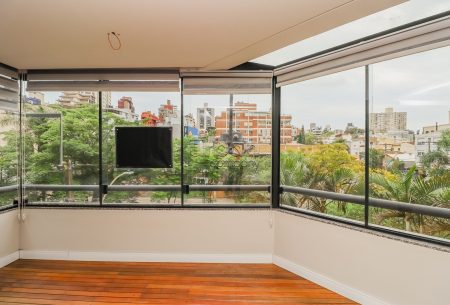 Apartamento com 104m², 2 quartos, 1 vaga, no bairro Bela Vista em Porto Alegre