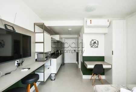 Loft com 27m², 1 quarto, 1 vaga, no bairro Partenon em Porto Alegre