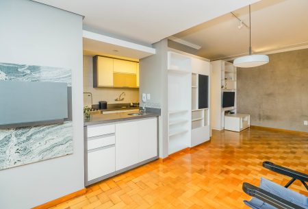 Apartamento com 82m², 3 quartos, 1 suíte, 2 vagas, no bairro Petrópolis em Porto Alegre