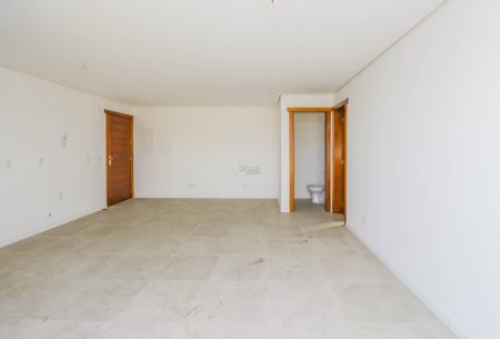 Apartamento com 95m², 1 quarto, 1 vaga, no bairro Passo da Areia em Porto Alegre