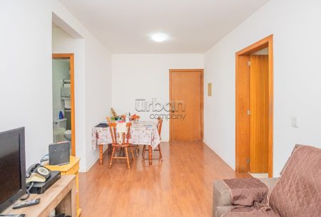 Apartamento com 89m², 3 quartos, 1 vaga, no bairro Partenon em Porto Alegre