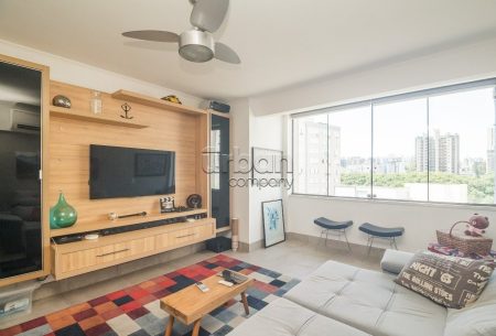 Apartamento com 76m², 2 quartos, 1 suíte, 1 vaga, no bairro Moinhos de Vento em Porto Alegre