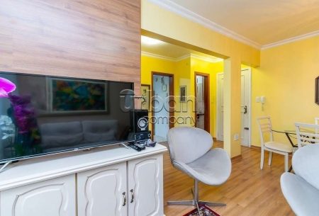 Apartamento com 69m², 2 quartos, 1 vaga, no bairro Auxiliadora em Porto Alegre