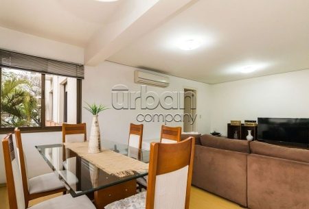 Apartamento com 92m², 3 quartos, 1 suíte, 1 vaga, no bairro Vila Ipiranga em Porto Alegre