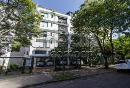 Apartamento com 99m², 3 quartos, 1 suíte, 1 vaga, no bairro Rio Branco em Porto Alegre