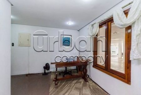 Apartamento com 99m², 3 quartos, 1 suíte, 1 vaga, no bairro Rio Branco em Porto Alegre