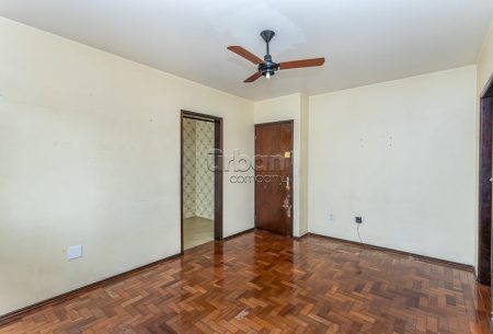 Apartamento com 80m², 3 quartos, 1 suíte, 2 vagas, no bairro Cristo Redentor em Porto Alegre