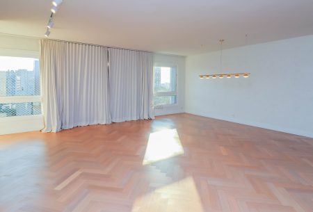 Apartamento com 154m², 3 quartos, 3 suítes, 3 vagas, no bairro Auxiliadora em Porto Alegre