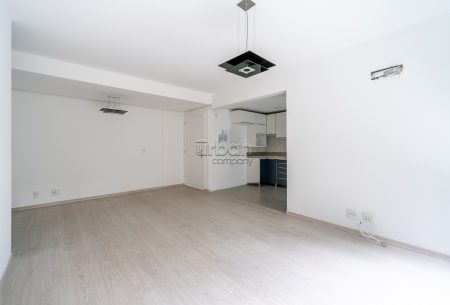 Apartamento com 89m², 3 quartos, 1 suíte, 2 vagas, no bairro Petrópolis em Porto Alegre