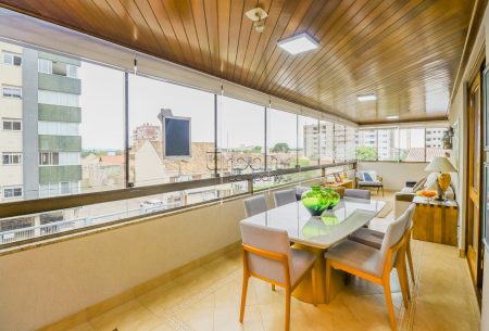 Apartamento com 125m², 3 quartos, 1 suíte, 2 vagas, no bairro Jardim Planalto em Porto Alegre