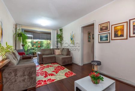 Apartamento Garden com 168m², 3 quartos, 1 suíte, 1 vaga, no bairro Jardim São Pedro em Porto Alegre