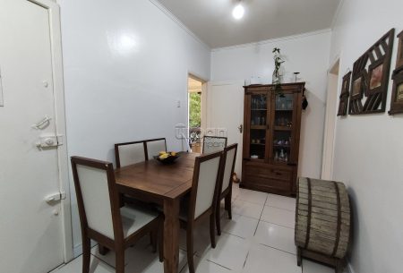 Apartamento com 60m², 2 quartos, 1 suíte, 1 vaga, no bairro Petrópolis em Porto Alegre